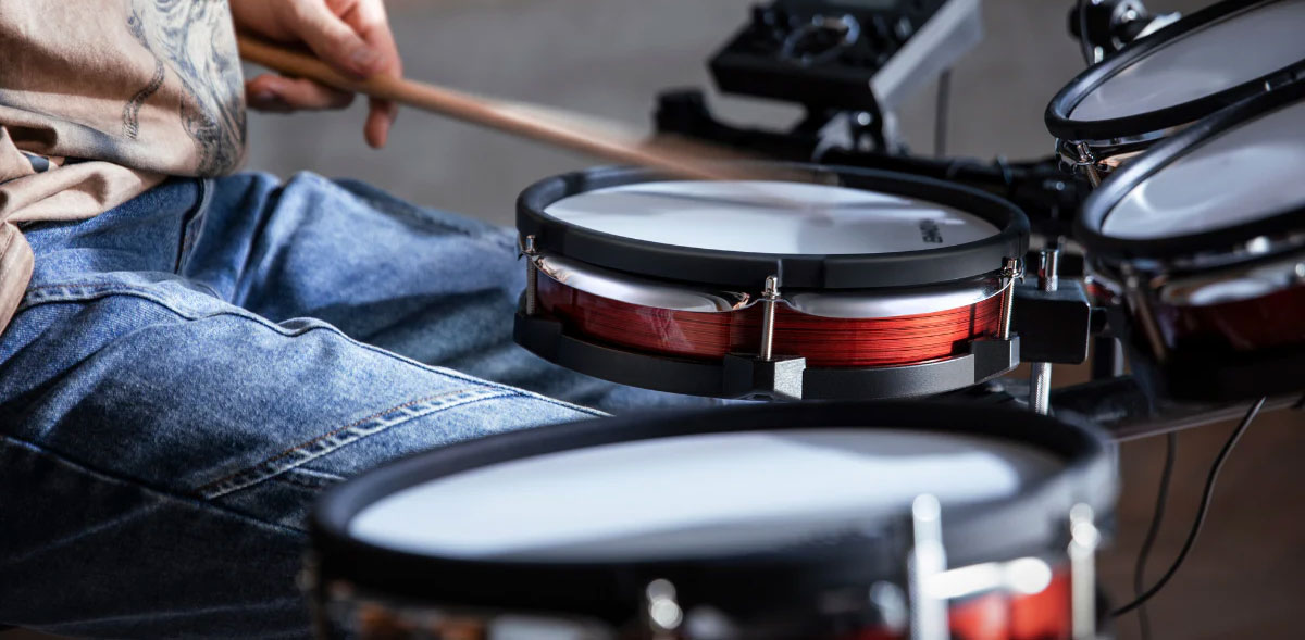 Donner DED-200 MAX Electronic Drum Kit with Throne & Headphones