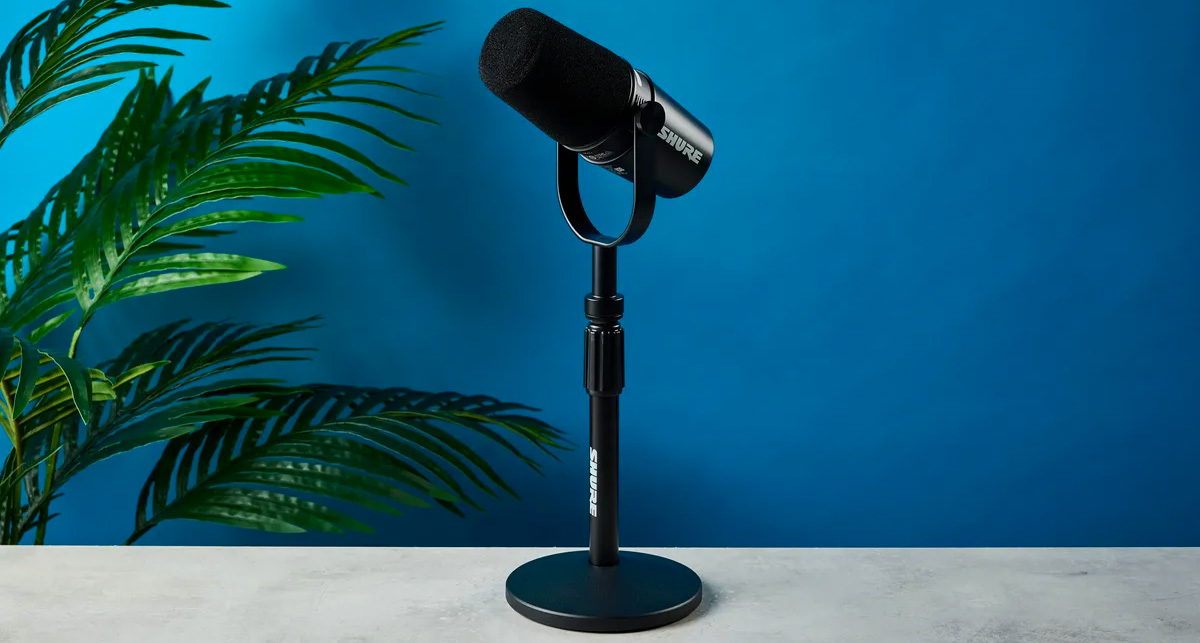 Shure MV7+