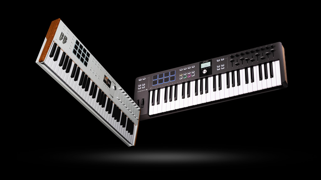 مقایسه میدی کنترلر آرتوریا KeyLab Mk3 و KeyLab Essential Mk3
