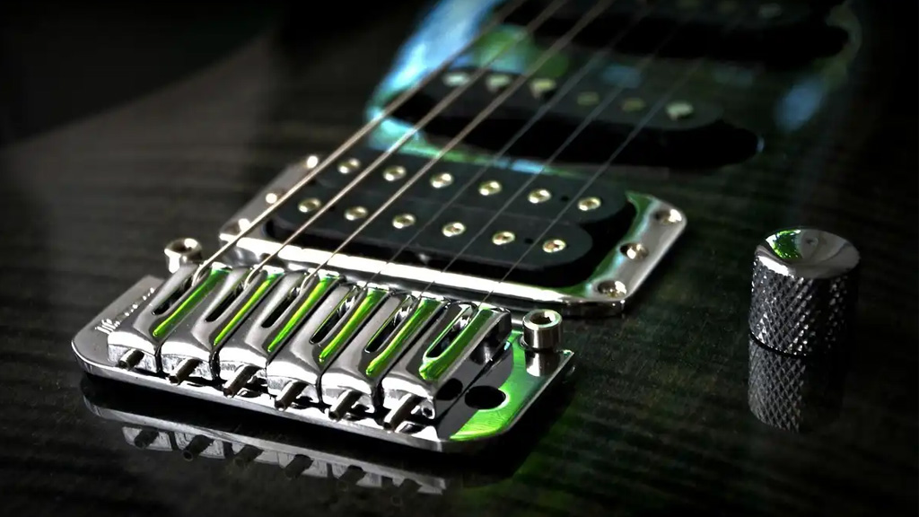 ۵ دلیل اصلی پاره شدن سیم گیتار