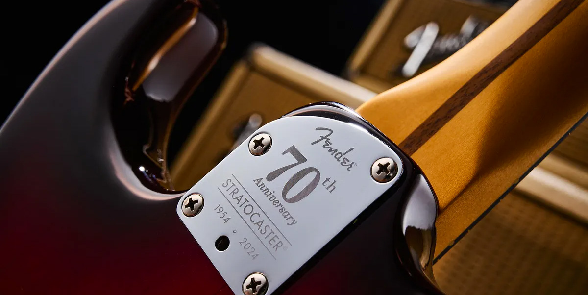 Fender 70th Anniversary American Professional II Stratocaster