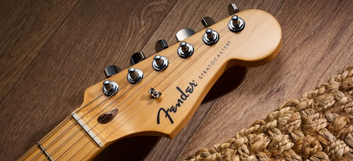 Fender Standard Stratocaster