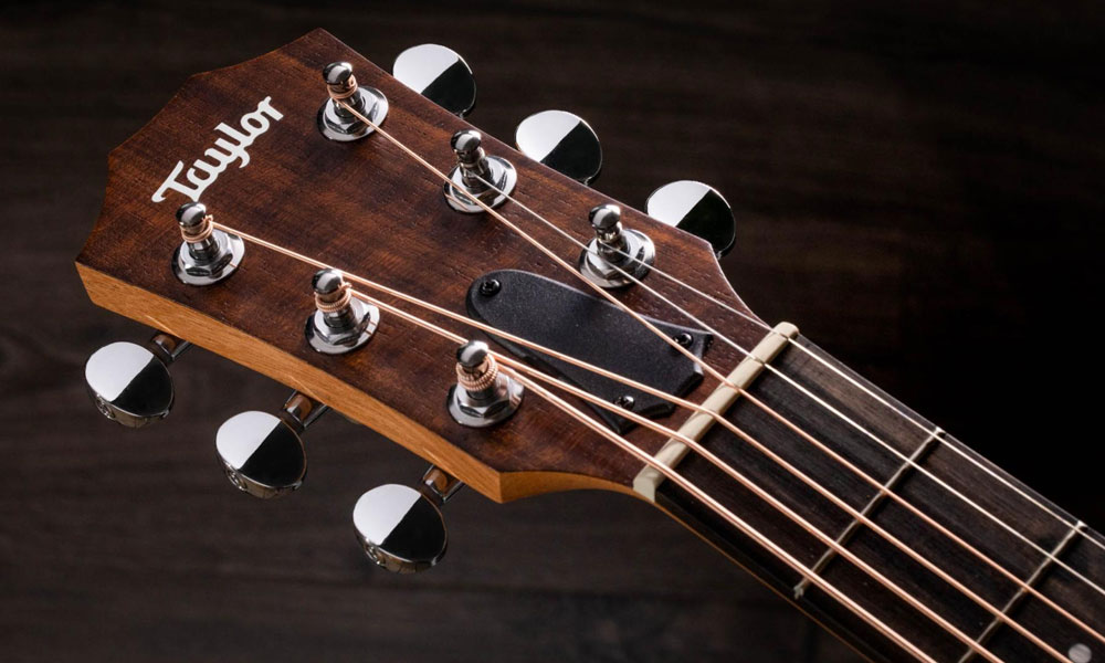 گیتار آکوستیک تیلور