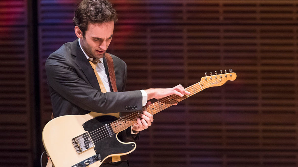 نکاتی طلایی از جولین لاژ درباره بداههنوازی گیتار