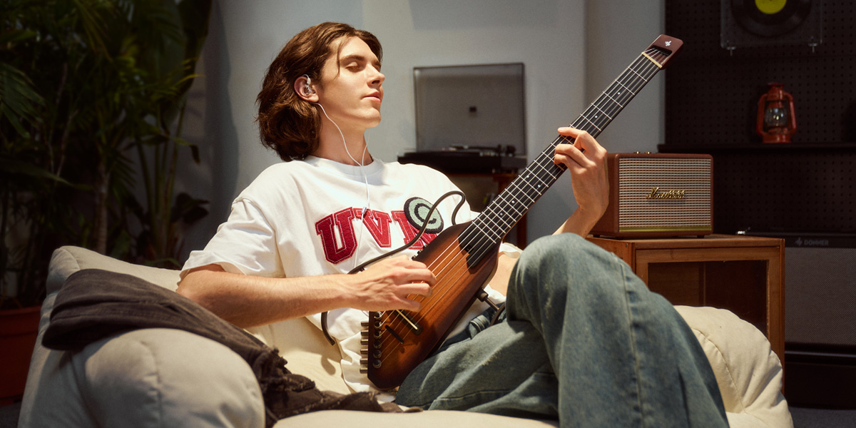 گیتار کلاسیک مسافرتی دانر